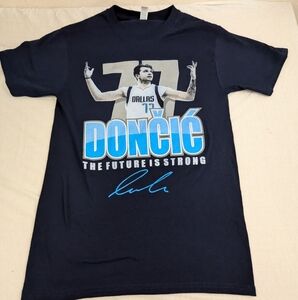 Dallas Maverick Luka Dončić The Future Is Strong Black T-shirt S…